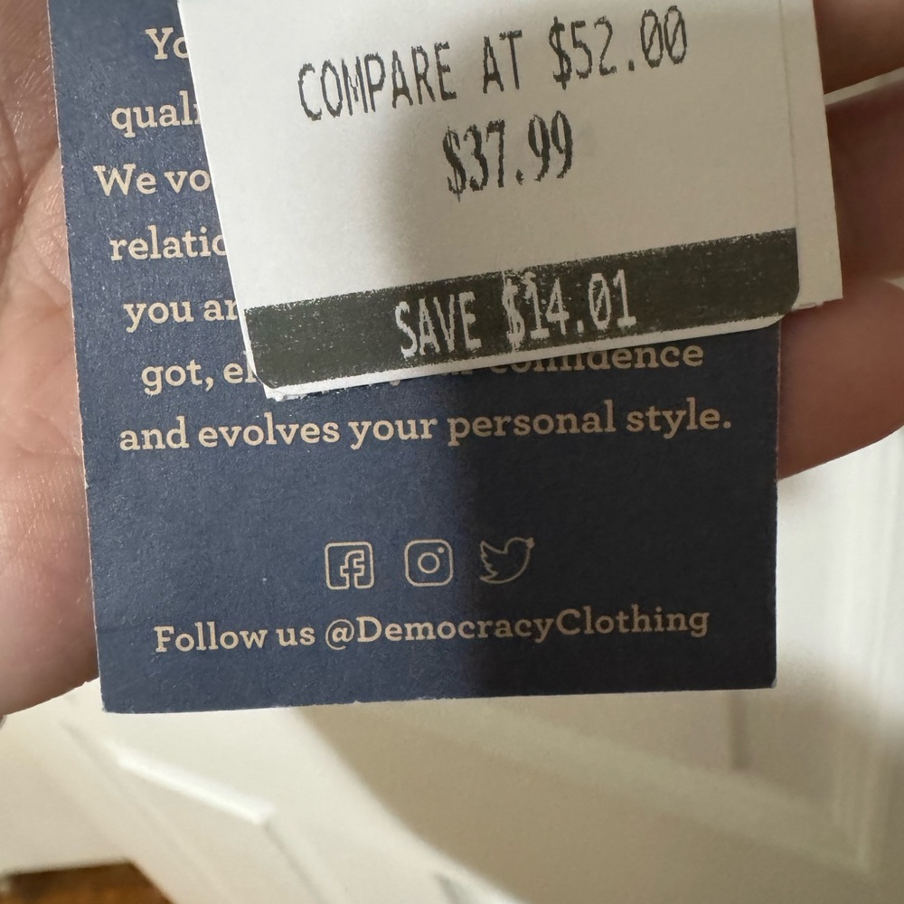 NWT Democracy Blue Top Size 1X - Picture 4 of 6